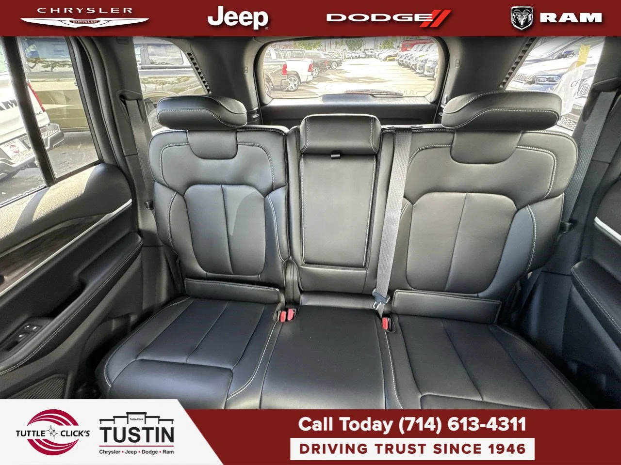 New 2027 Bright White Clear-Coat Paint Jeep Limited image 5