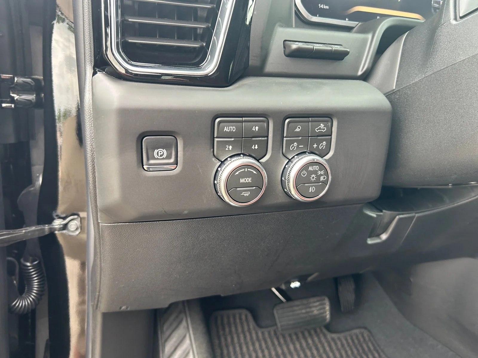 New 2026 Onyx Black GMC Denali Ultimate image 16