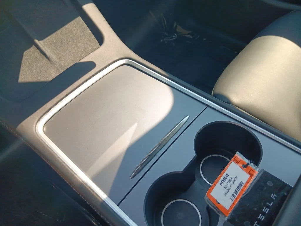 Used 2024  Tesla Long Range image 24