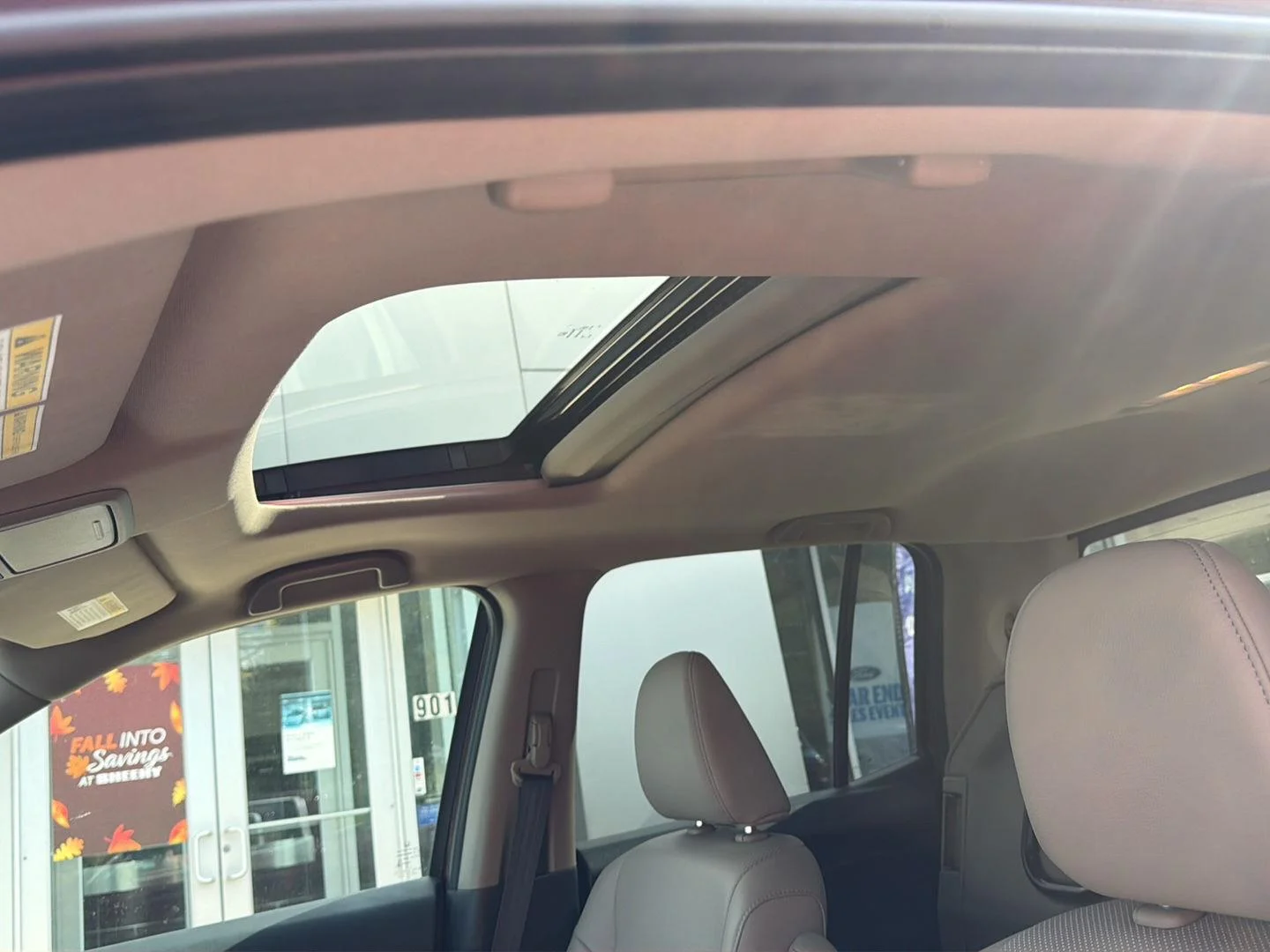 Used 2019 Deep Scarlet Pearl Honda RTL image 11