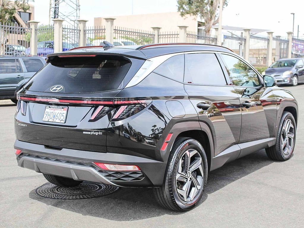 Used 2023 Black Hyundai Limited image 8