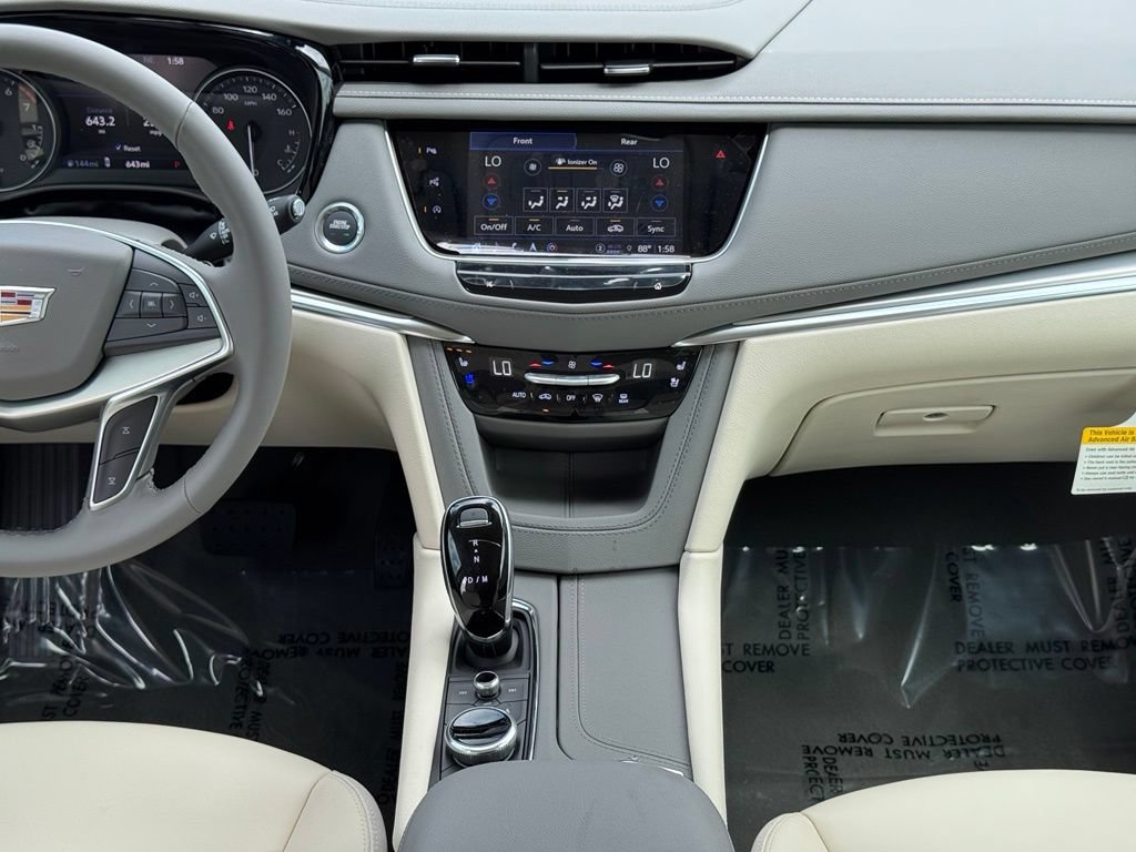 New 2026 Argent Silver Metallic Cadillac Premium Luxury image 31