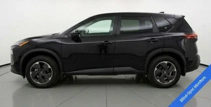 Used 2025 Black Nissan SV image 3