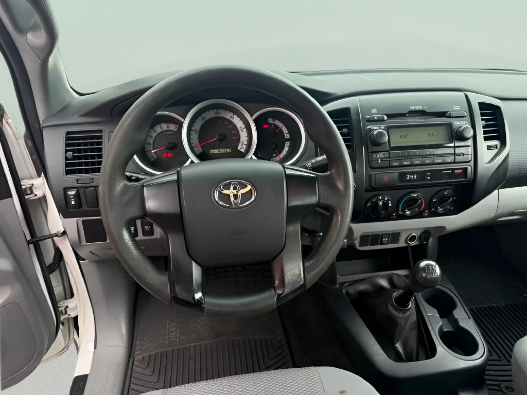 Used 2012 Super White Toyota Base image 14