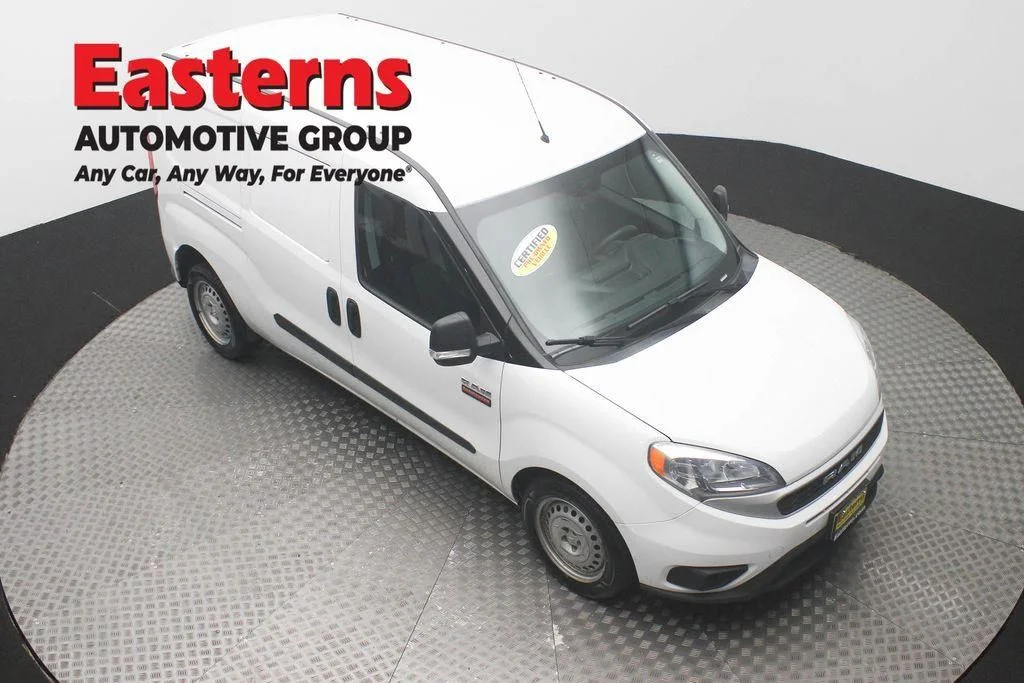 Used 2022 White Ram Base image 3