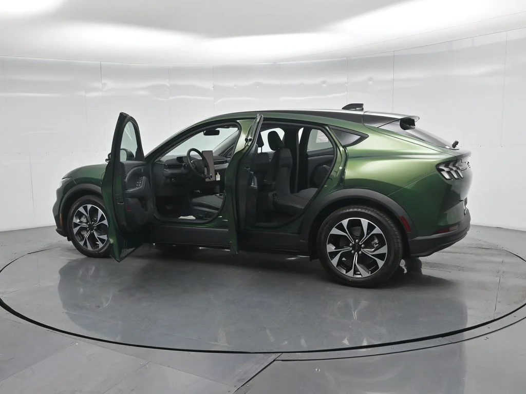 New 2026 Green Ford Select image 30