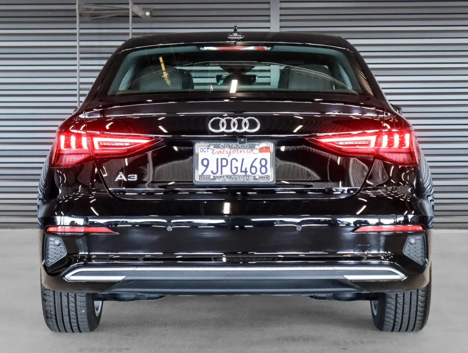 Used 2023 Brilliant Black Audi Premium image 15