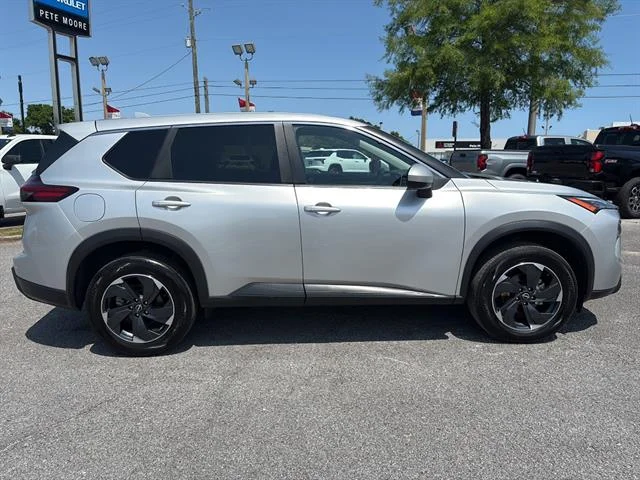 Used 2024 Brilliant Silver Metallic Nissan SV image 4