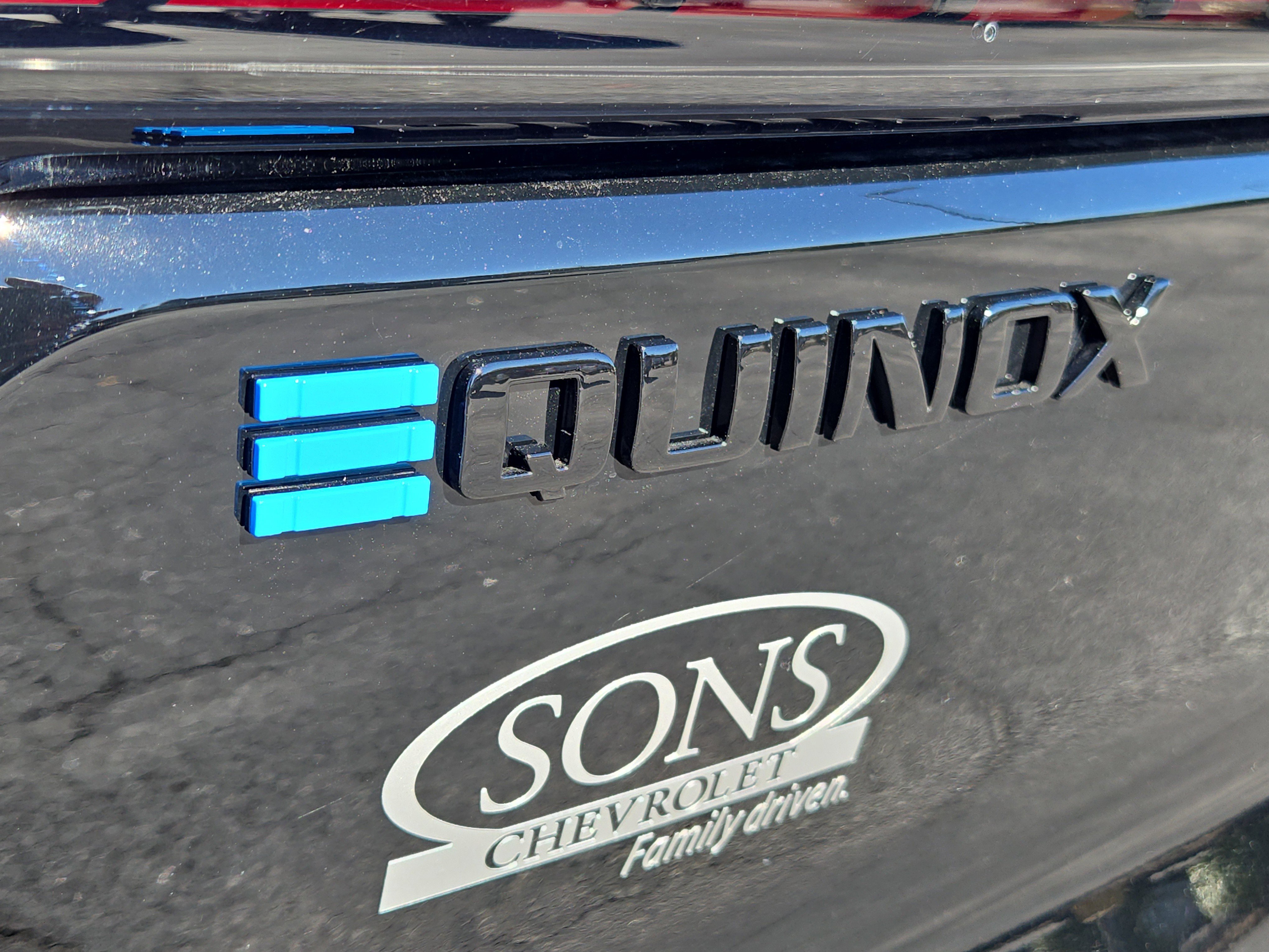 2025 Chevrolet Equinox EV RS - Photo 22