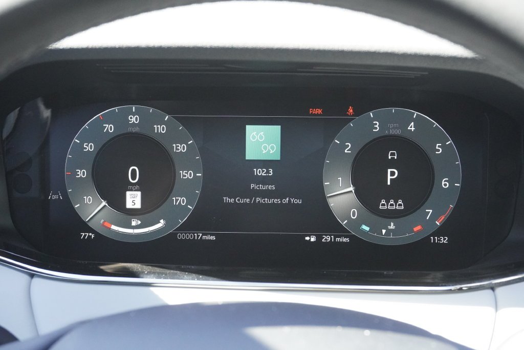 New 2026 Santorini Black Land Rover Hoxton Edition image 11