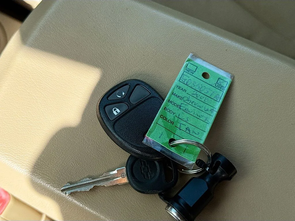 Used 2008 Beige Chevrolet LT image 35