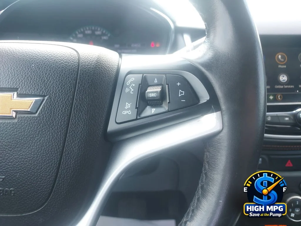 Used 2018 Gray Chevrolet LT image 17