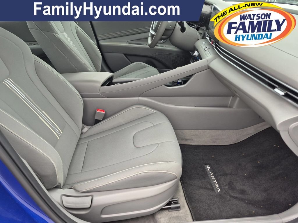 Certified Used 2023 Blue Hyundai SEL image 27