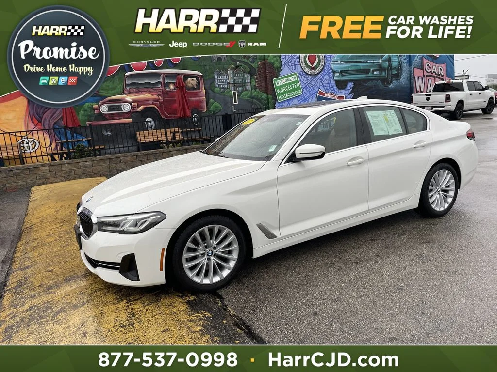 2022 BMW 5 Series 530i xDrive Sedan's photo