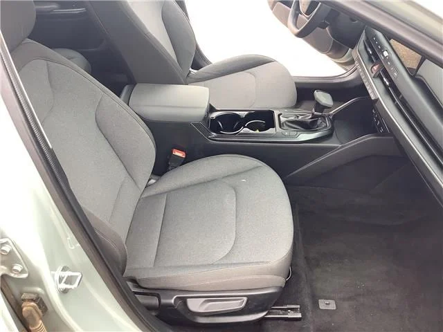 Used 2025 Steel Gray KIA LXS (IVT) image 30