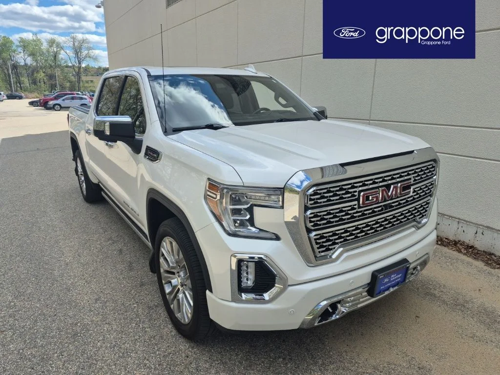 2020 GMC Sierra Denali 4WD Crew Cab Short Box's photo