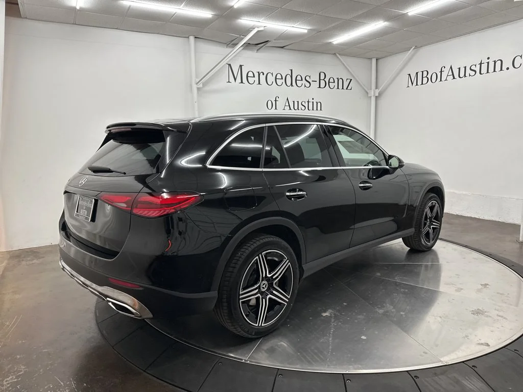 Used 2026 Black Mercedes-Benz GLC 300 image 7