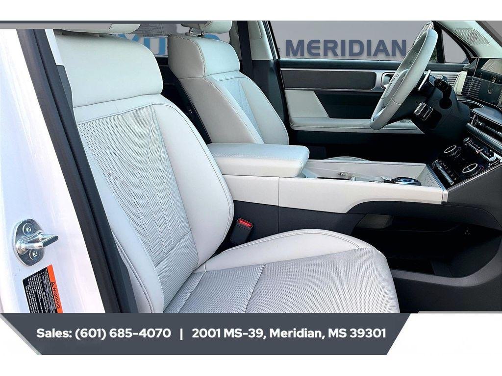 New 2027 SERENITY WHITE Hyundai SEL FWD image 9