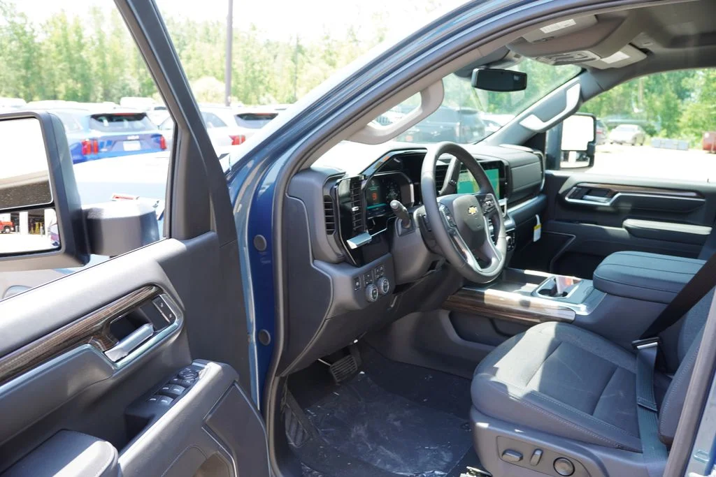 New 2026 Lakeshore Blue Metallic Chevrolet LT image 10