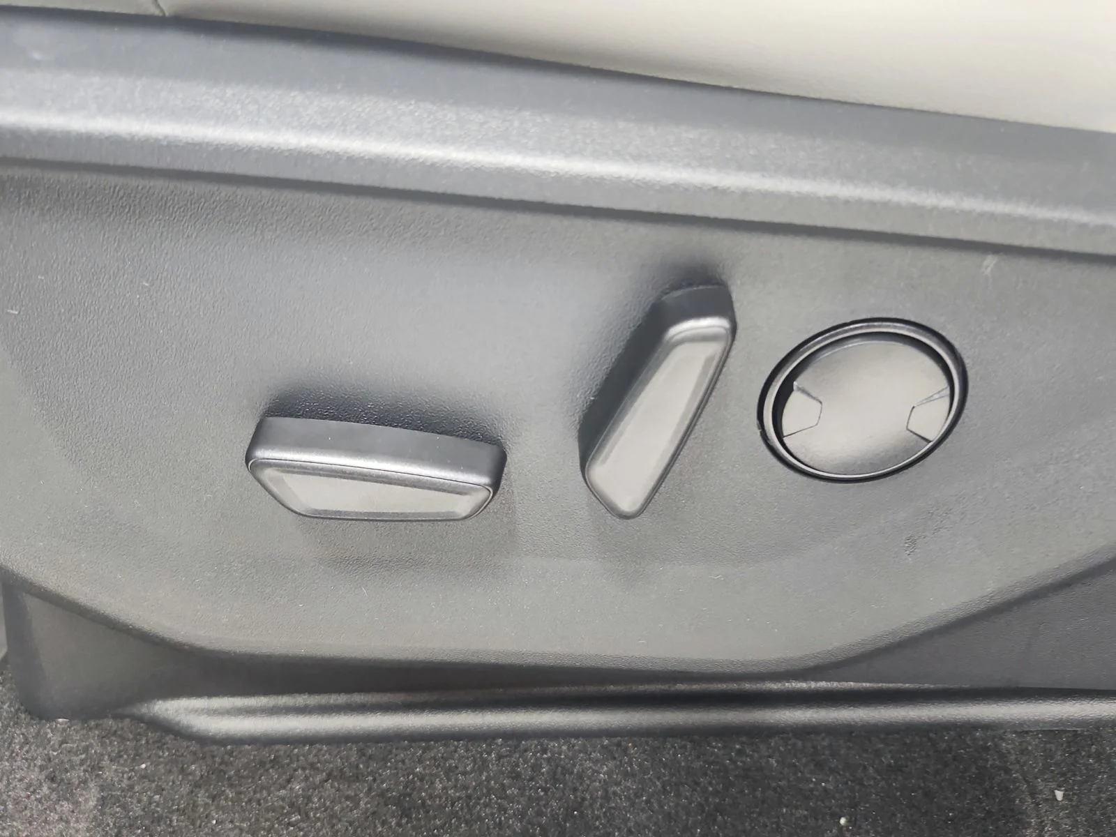 New 2027 Blue Ember Metallic Ford MAX Platinum image 20