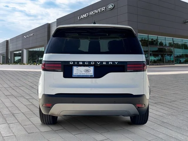 Used 2025  Land Rover S image 5