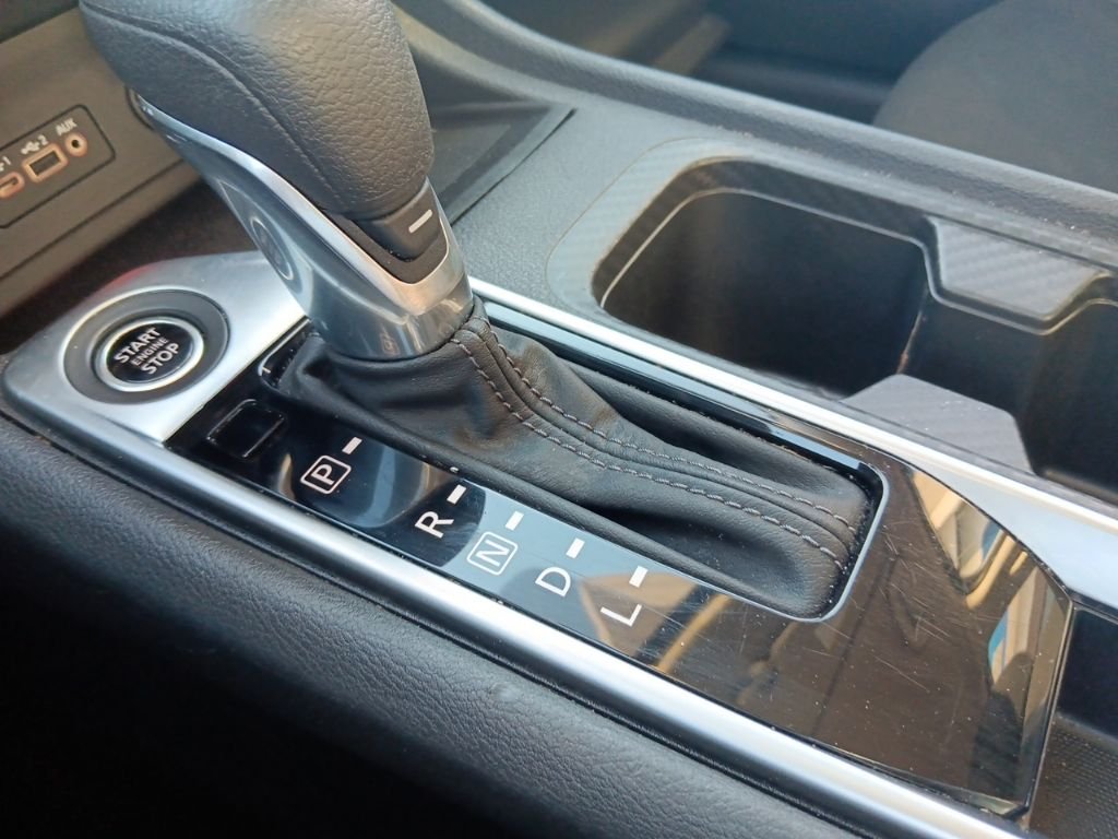 Used 2025 Gray Nissan SV image 13
