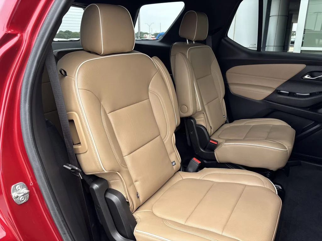 Used 2023 Red Chevrolet Premier image 29