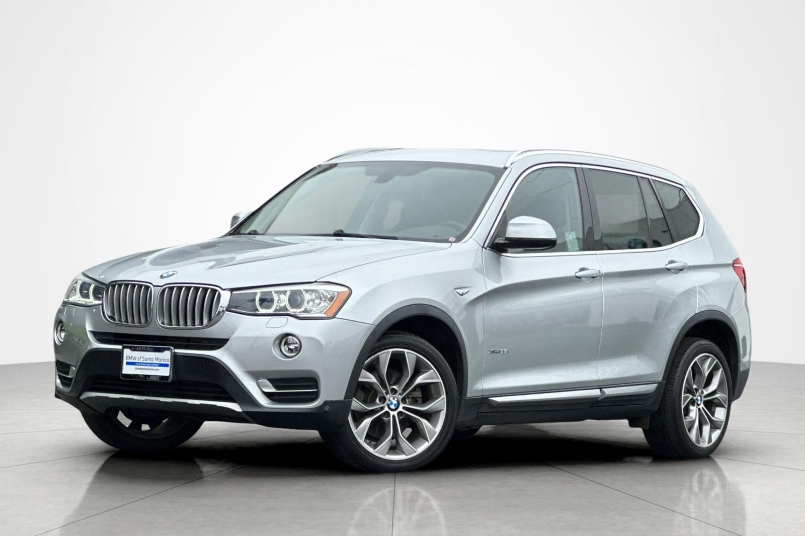 Used 2016 Glacier Silver Metallic BMW xDrive35i image 1