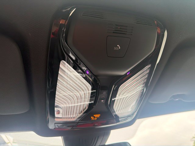 Used 2023 Black BMW xDrive40i image 19