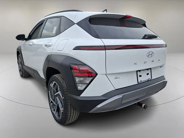 New 2026 White Hyundai SEL Premium image 5