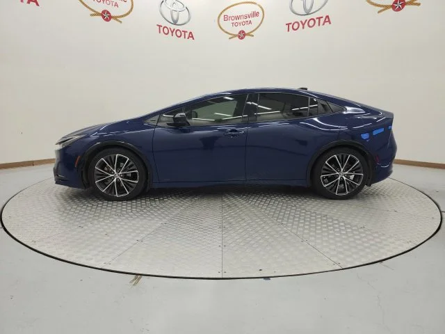 Used 2024 Blue Toyota XLE image 5