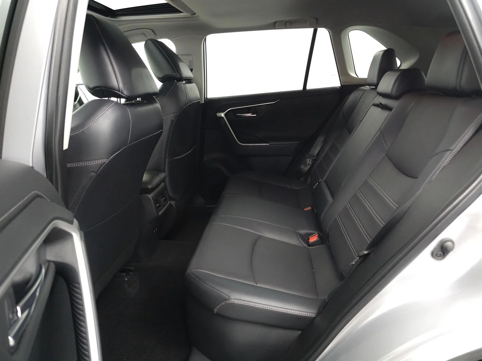 Used 2019 Silver Toyota Limited image 5