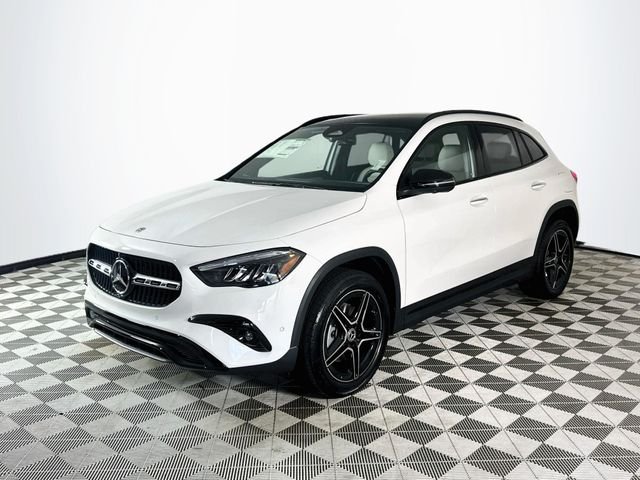 New 2026 Polar White Mercedes-Benz GLA 250 image 3