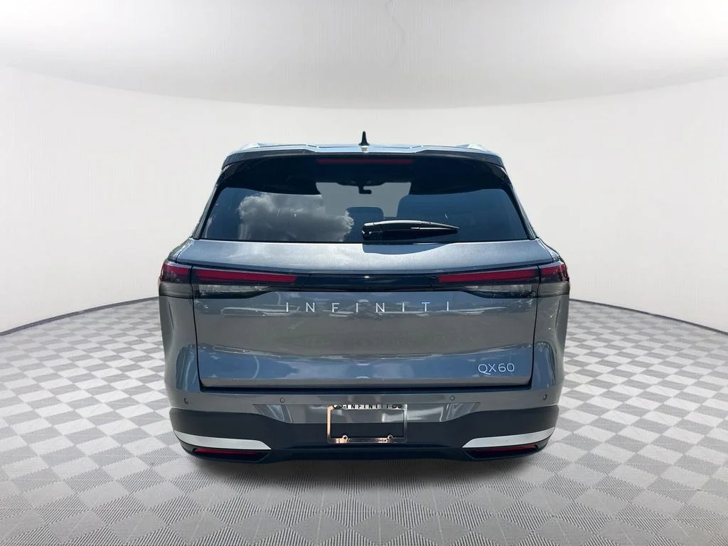 New 2027 GRAPHITE SHADOW INFINITI Luxe FWD image 6