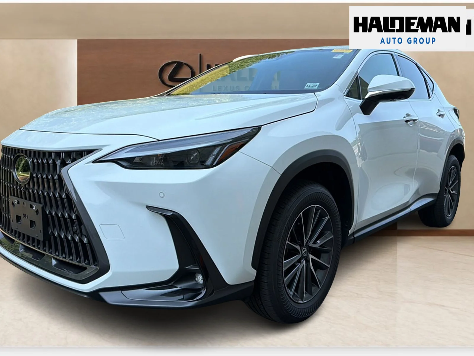 Used 2026 Ultra White Lexus Premium image 2