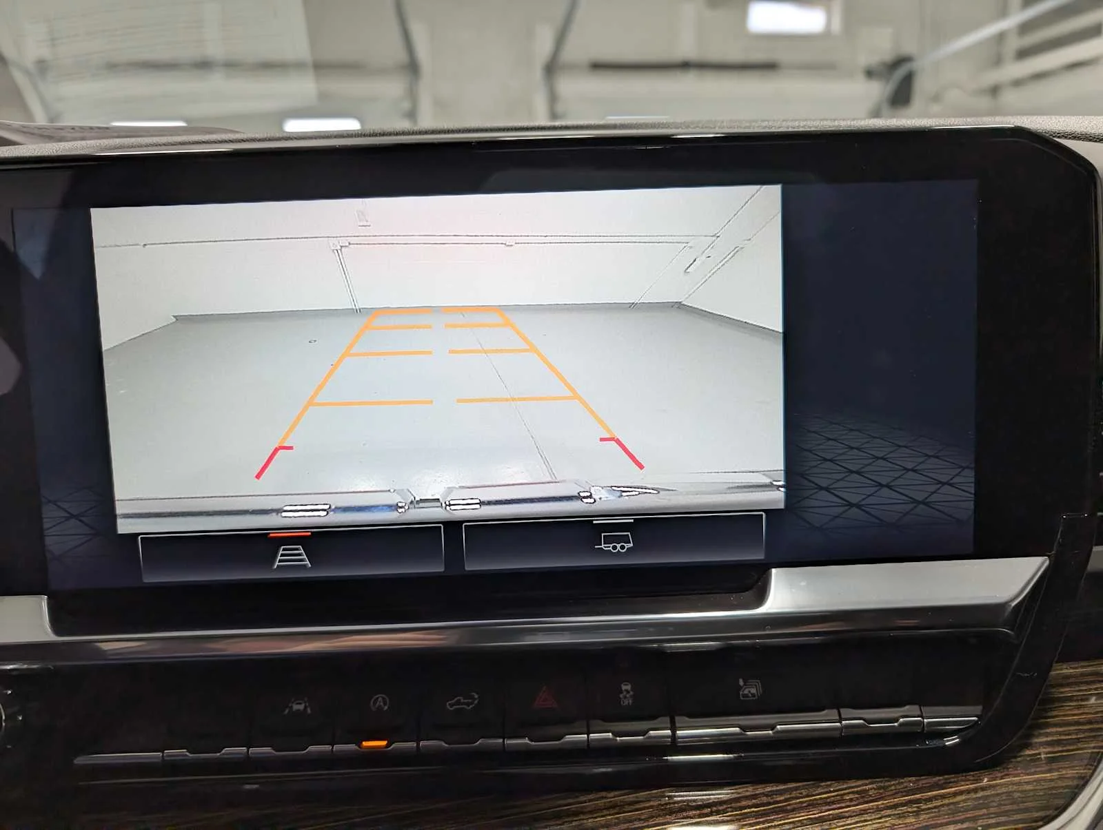 Used 2024 Onyx Black GMC Elevation image 24
