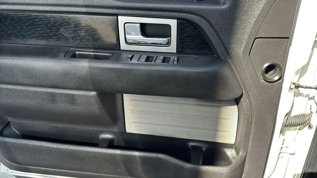 Used 2010 White Ford FX4 image 20