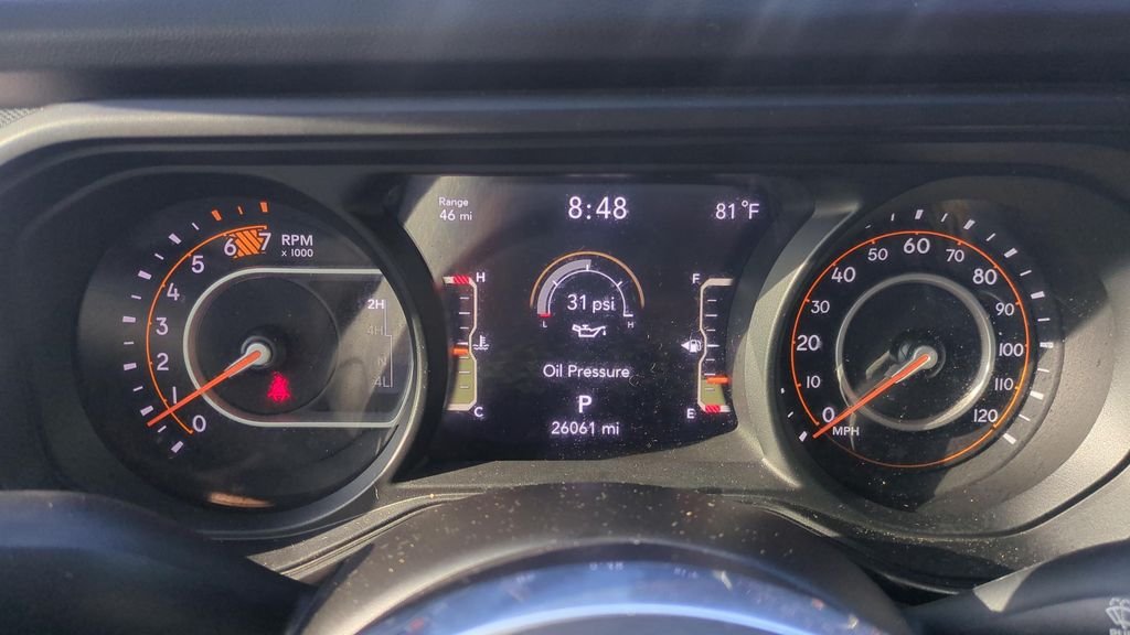 Used 2024 Gray Jeep Sahara image 22