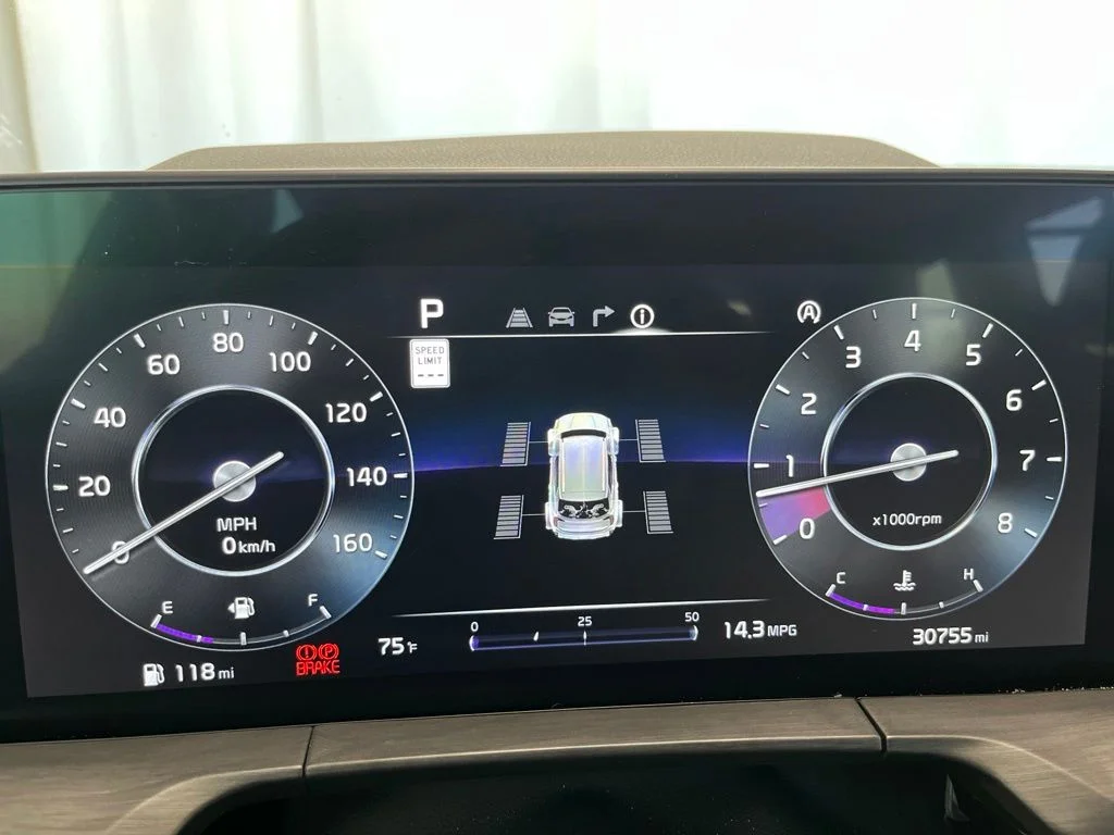 Used 2023  Kia SX image 9