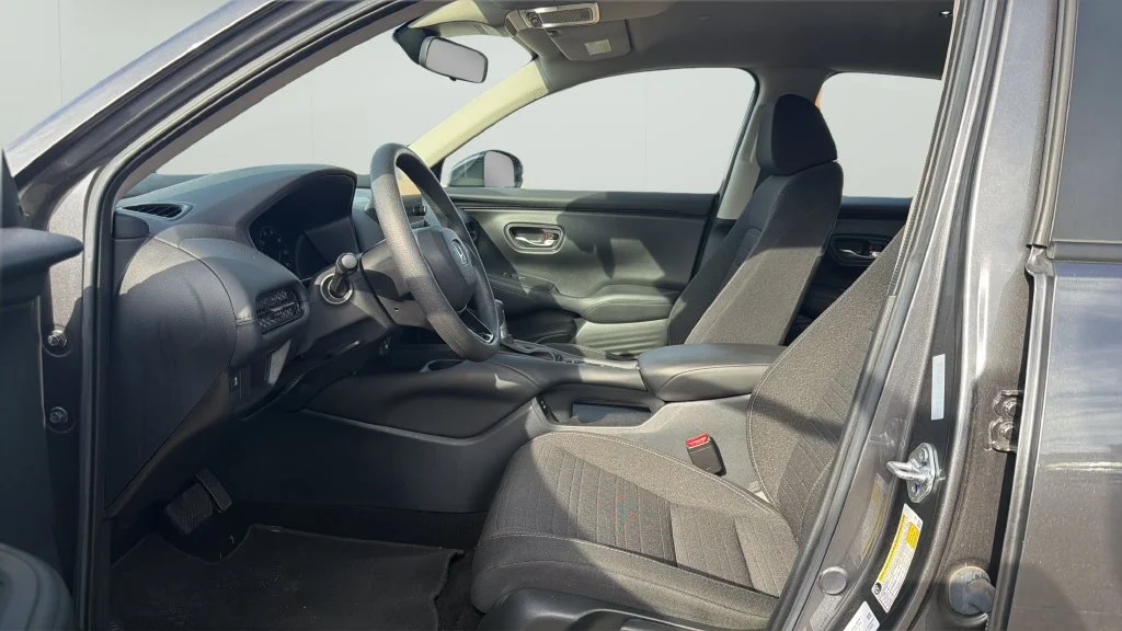 Used 2025 Gray Honda LX image 9