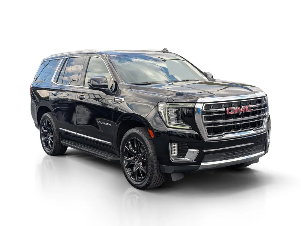 Used 2023 Onyx Black GMC SLT image 4