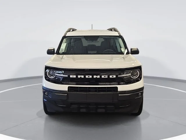 Used 2023 White Ford Outer Banks image 8