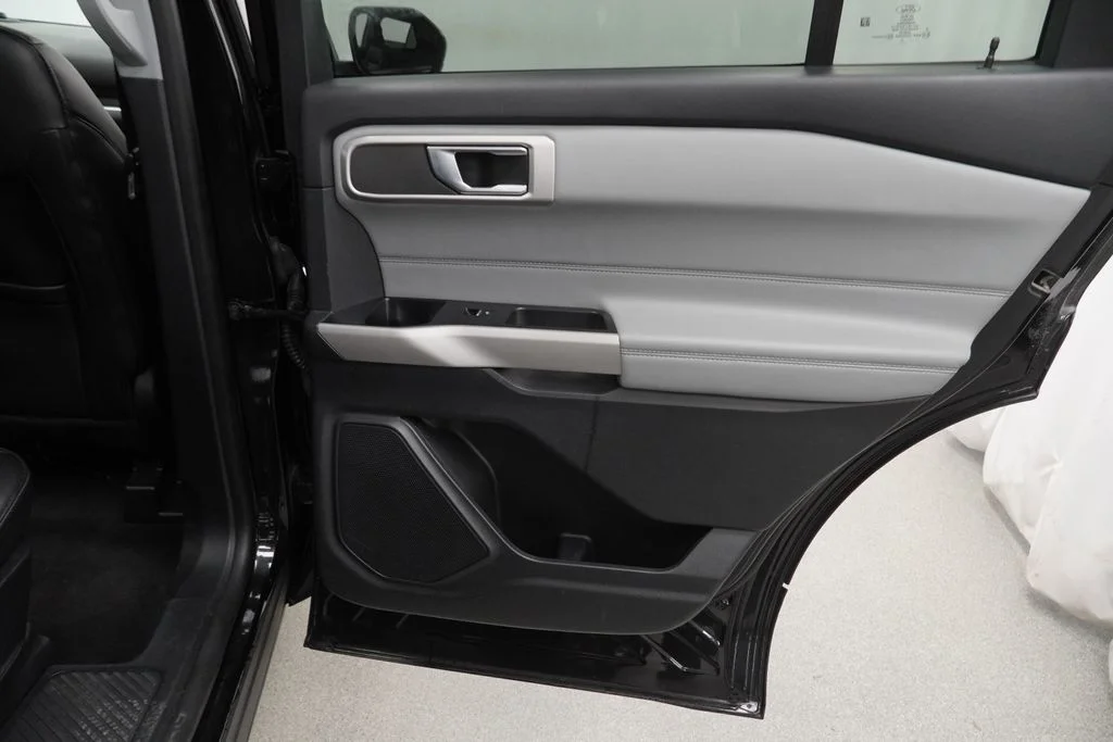 Used 2022 Black Ford XLT image 49