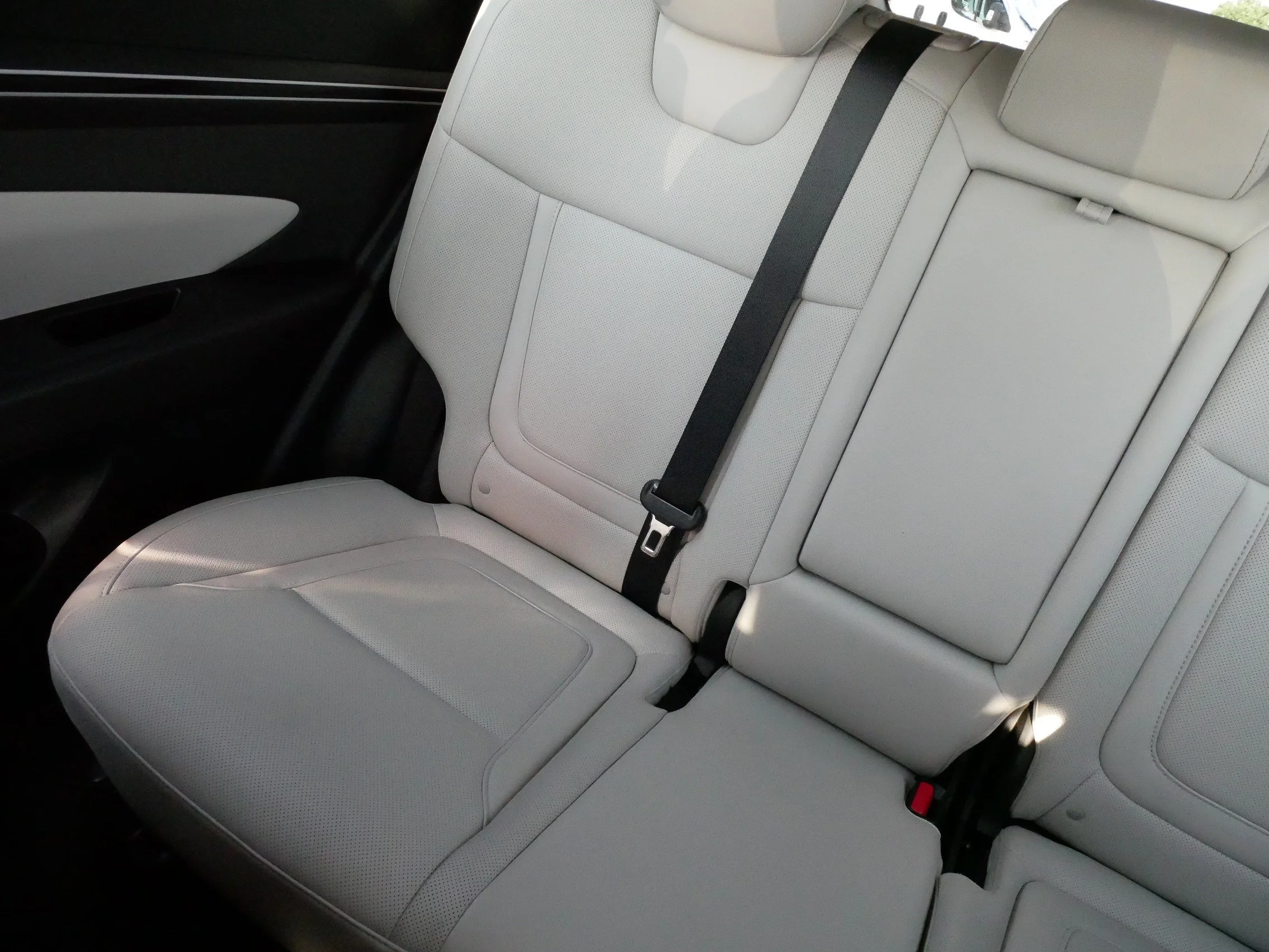 Used 2023 Intense Blue Hyundai SEL image 12