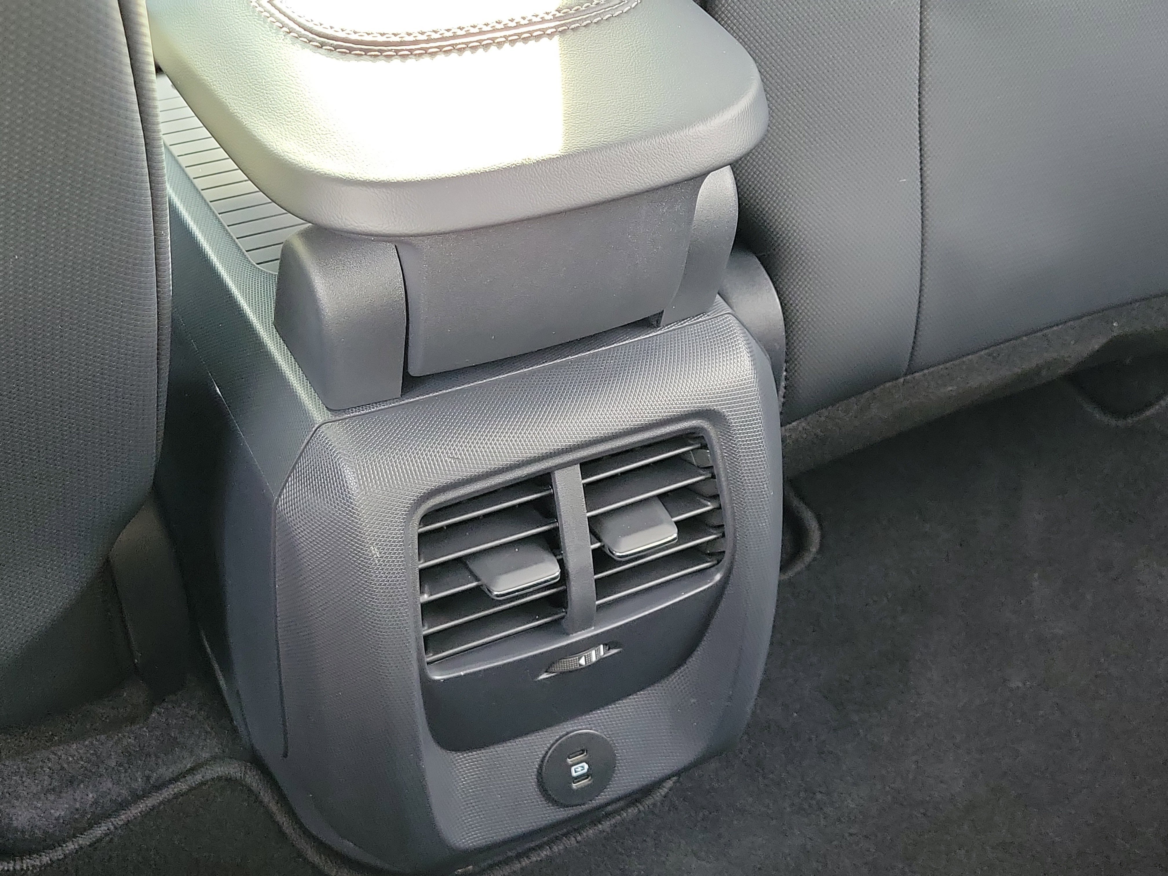 Used 2025 Shadow Black Ford Premium image 13