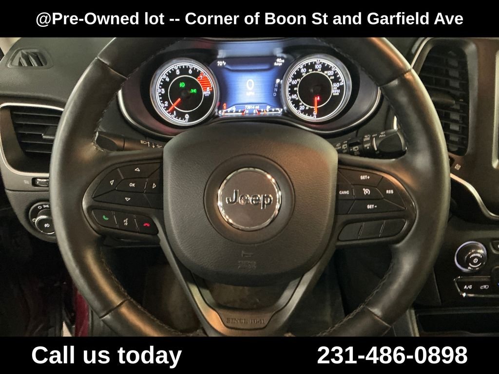 Used 2019 Red Jeep Trailhawk image 19