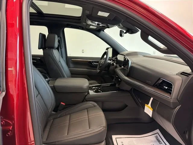 2026 Chevrolet Suburban High Country - Photo 32