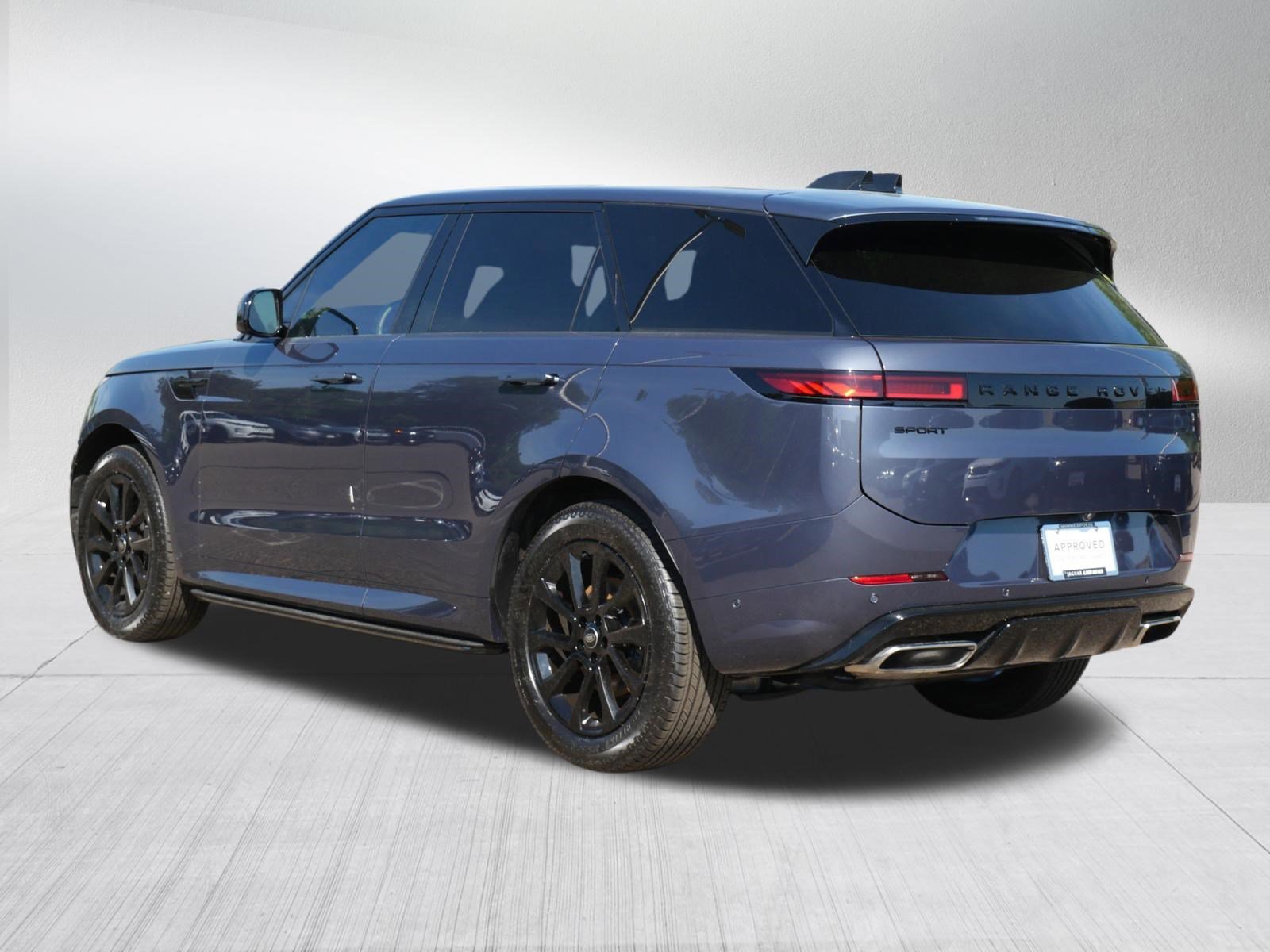 Used 2024 VARESINE BLUE Land Rover Dynamic SE image 3