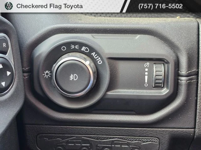 Used 2024 Limited Edition Tuscadero Pearlcoat Jeep Rubicon image 11