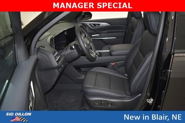 New 2026 Mosaic Black Metallic Chevrolet LT image 8